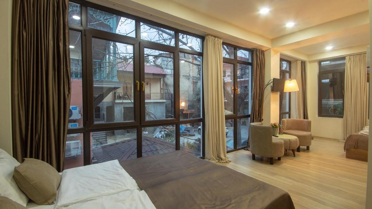 Hotel Terrace Тбилиси Екстериор снимка